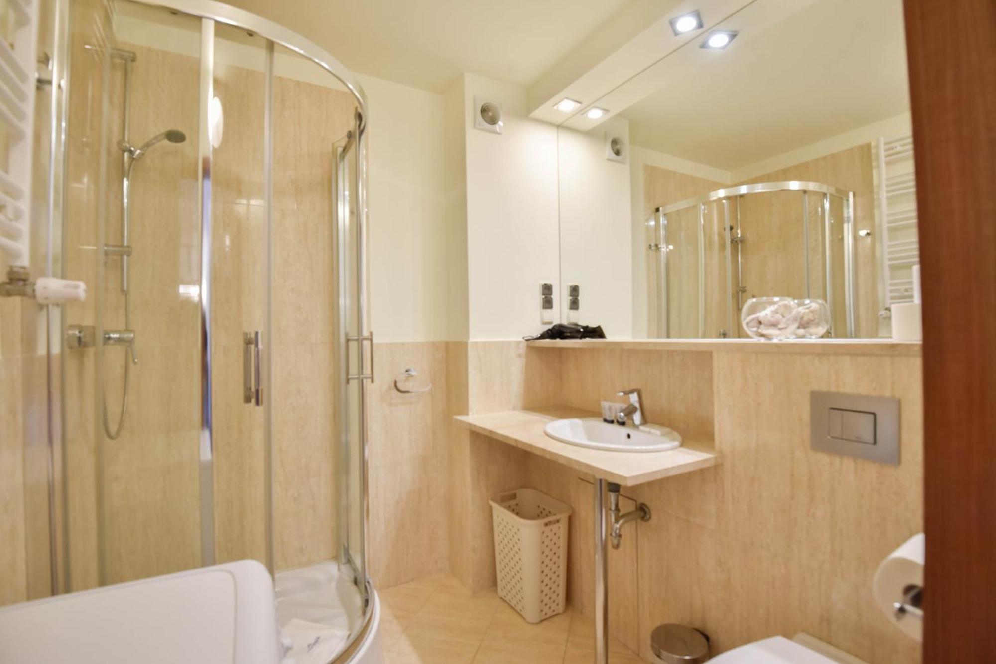 Apartamenty Mistral Z Parkingiem - Promenada & Morze - Apartamenty Na Wyspie Swinemünde Exterior foto