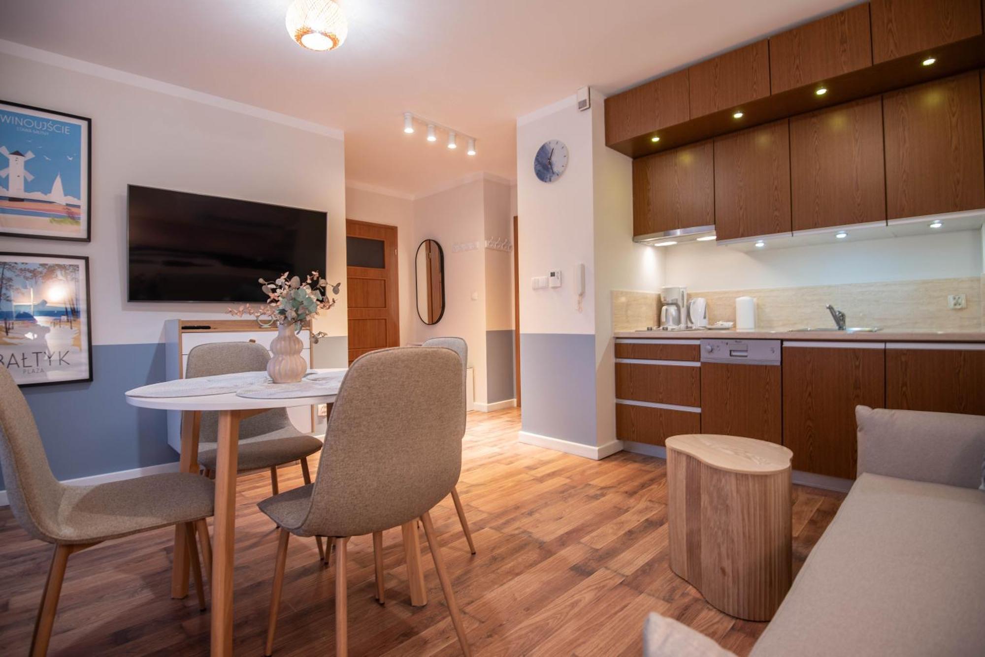 Apartamenty Mistral Z Parkingiem - Promenada & Morze - Apartamenty Na Wyspie Swinemünde Exterior foto
